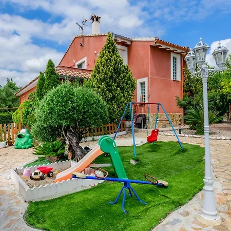 Rural By Pili Holiday home *